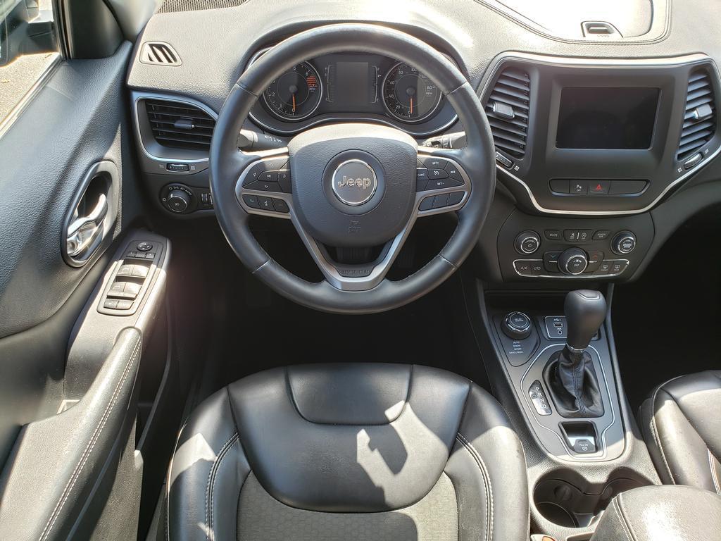 used 2019 Jeep Cherokee car, priced at $15,193