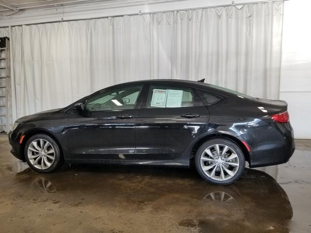 used 2016 Chrysler 200 car, priced at $7,999