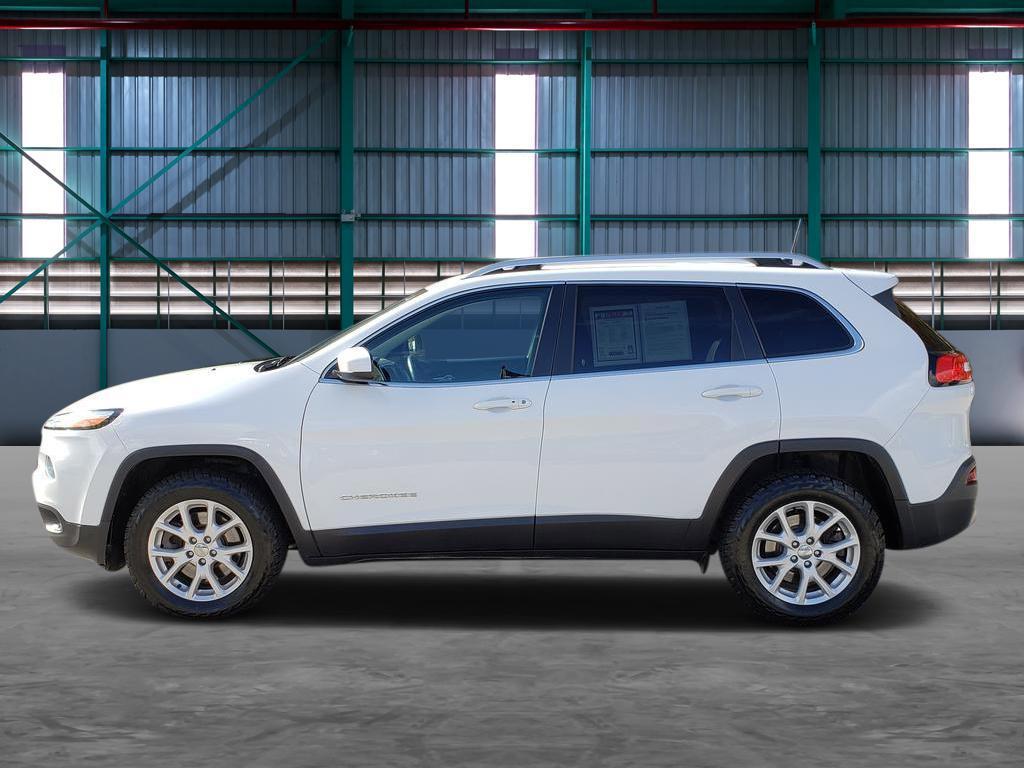 used 2018 Jeep Cherokee car, priced at $12,295
