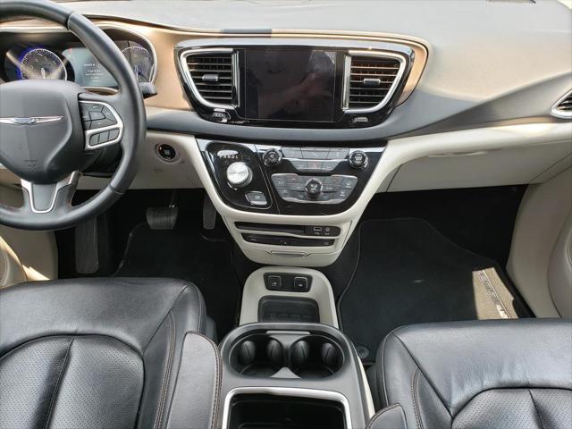 used 2017 Chrysler Pacifica car, priced at $15,995