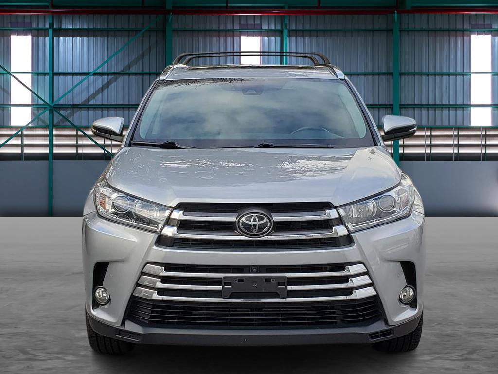 used 2018 Toyota Highlander car, priced at $22,495