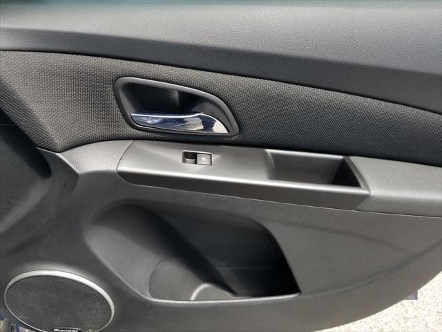 used 2014 Chevrolet Cruze car, priced at $9,295