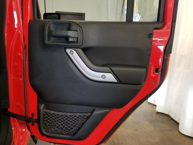 used 2013 Jeep Wrangler Unlimited car, priced at $15,394