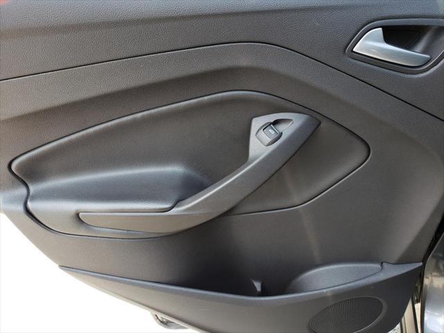 used 2015 Ford Escape car, priced at $7,995