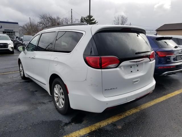 used 2017 Chrysler Pacifica car, priced at $14,795