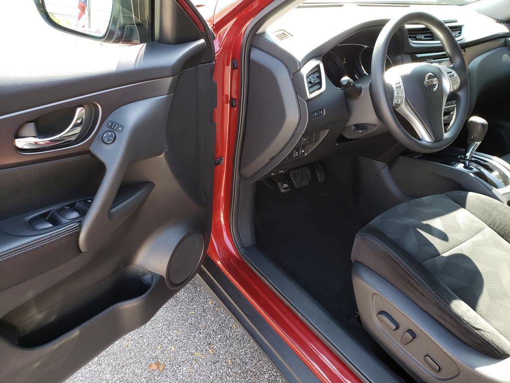 used 2016 Nissan Rogue car, priced at $10,999