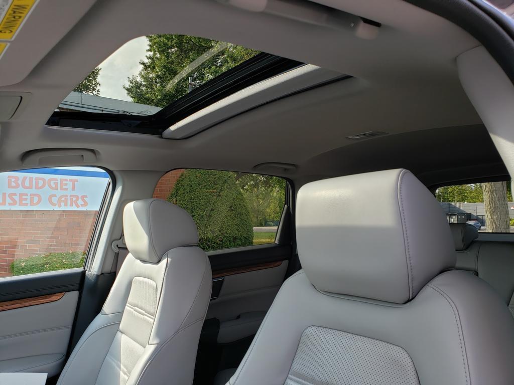 used 2020 Honda CR-V car, priced at $25,999