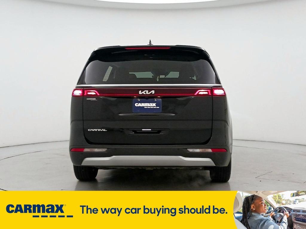 used 2024 Kia Carnival car, priced at $33,998