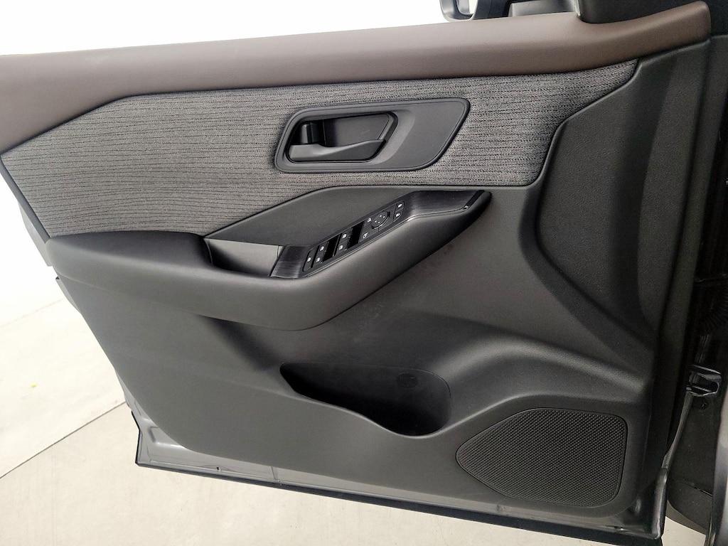 used 2023 Nissan Rogue car, priced at $21,998