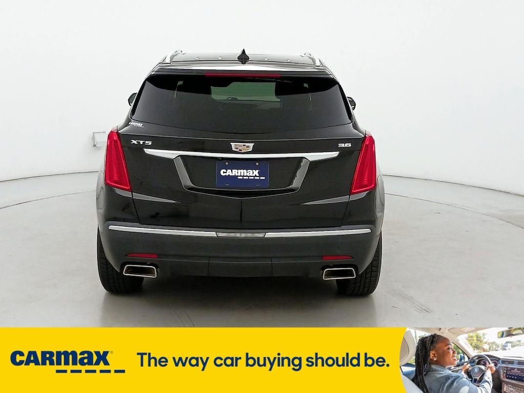 used 2017 Cadillac XT5 car, priced at $19,998