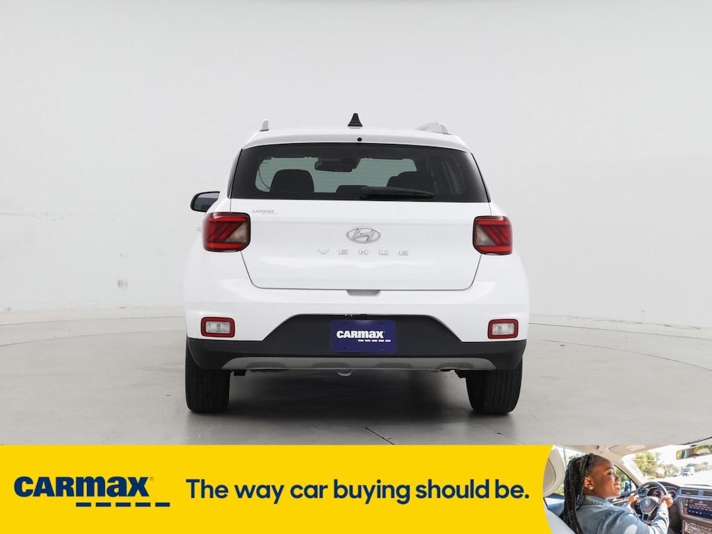 used 2022 Hyundai Venue car, priced at $19,998