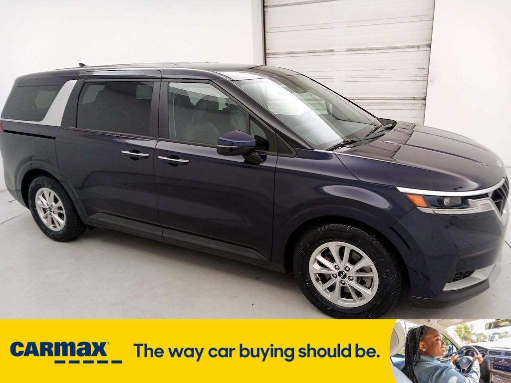 used 2023 Kia Carnival car, priced at $28,998