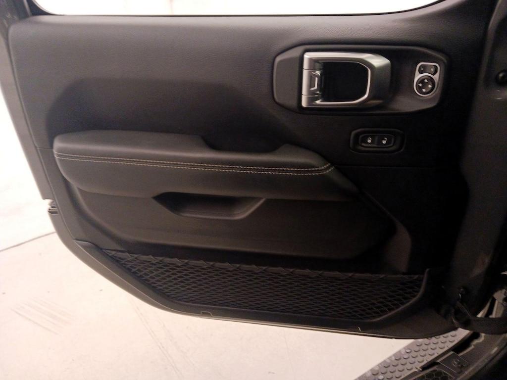 used 2019 Jeep Wrangler car, priced at $30,998