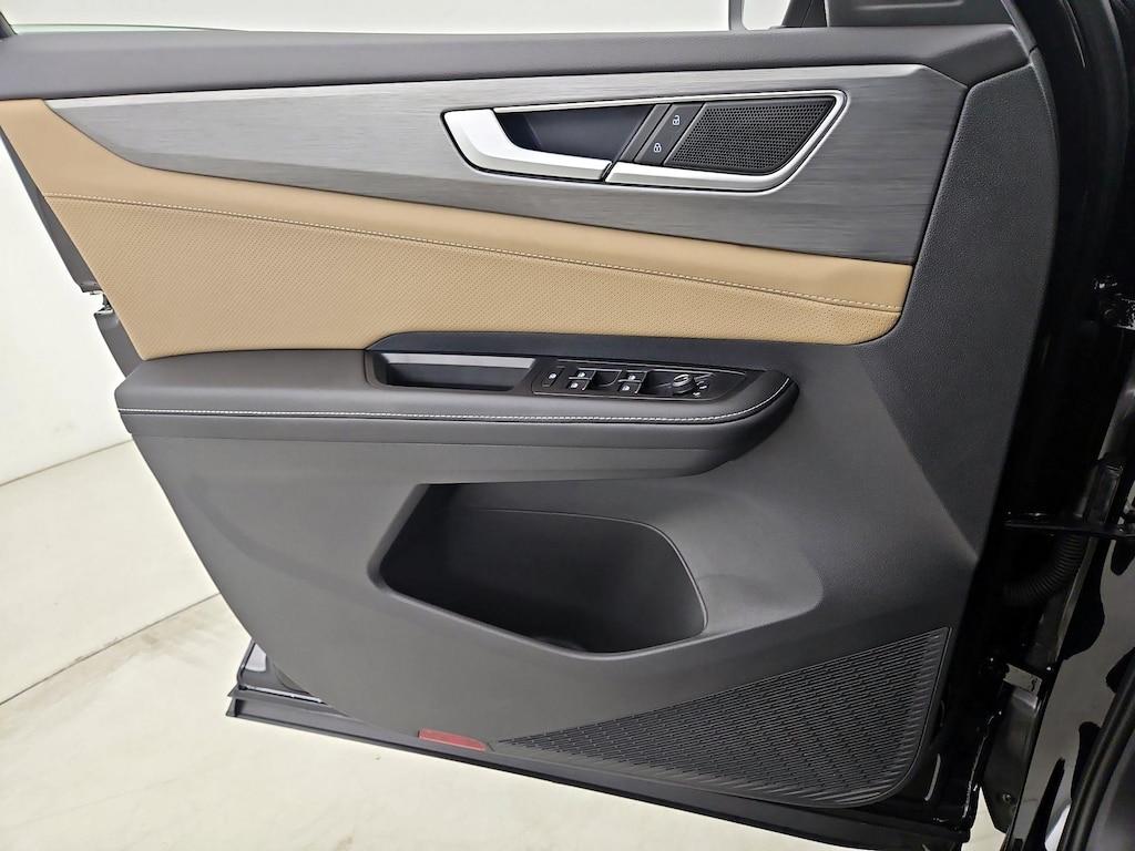 used 2025 Volkswagen Atlas Cross Sport car, priced at $37,998