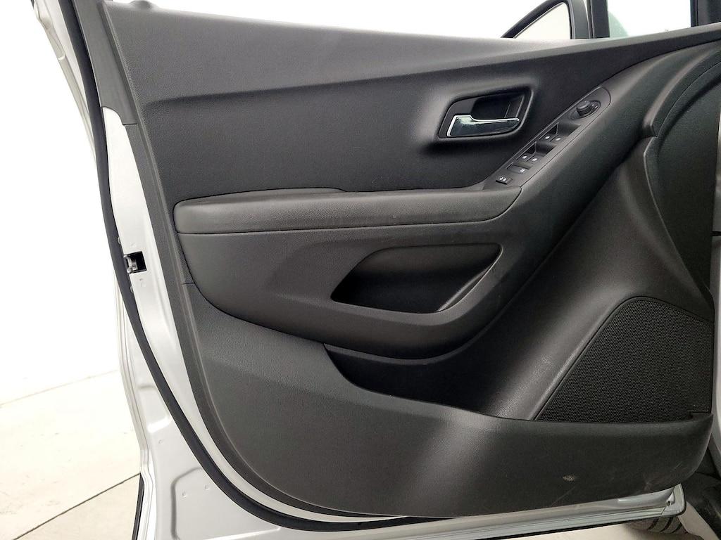 used 2018 Chevrolet Trax car, priced at $13,998