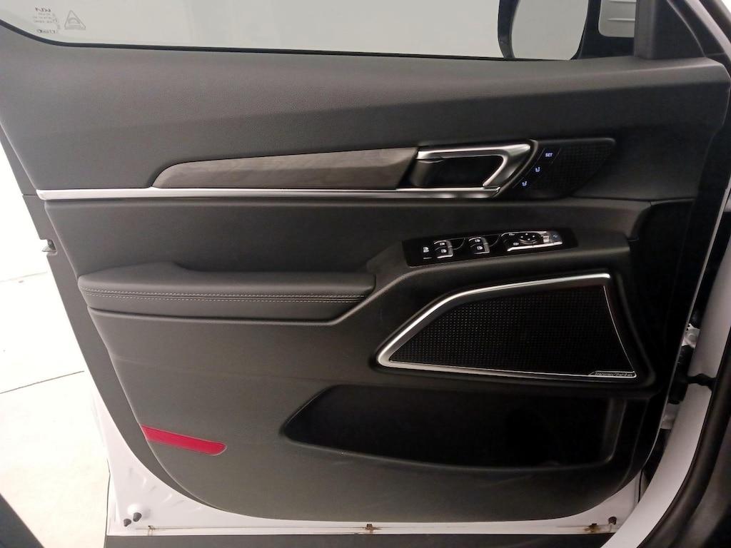 used 2024 Kia Telluride car, priced at $45,998