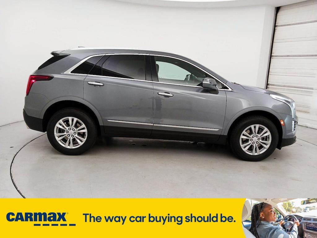 used 2022 Cadillac XT5 car, priced at $27,998