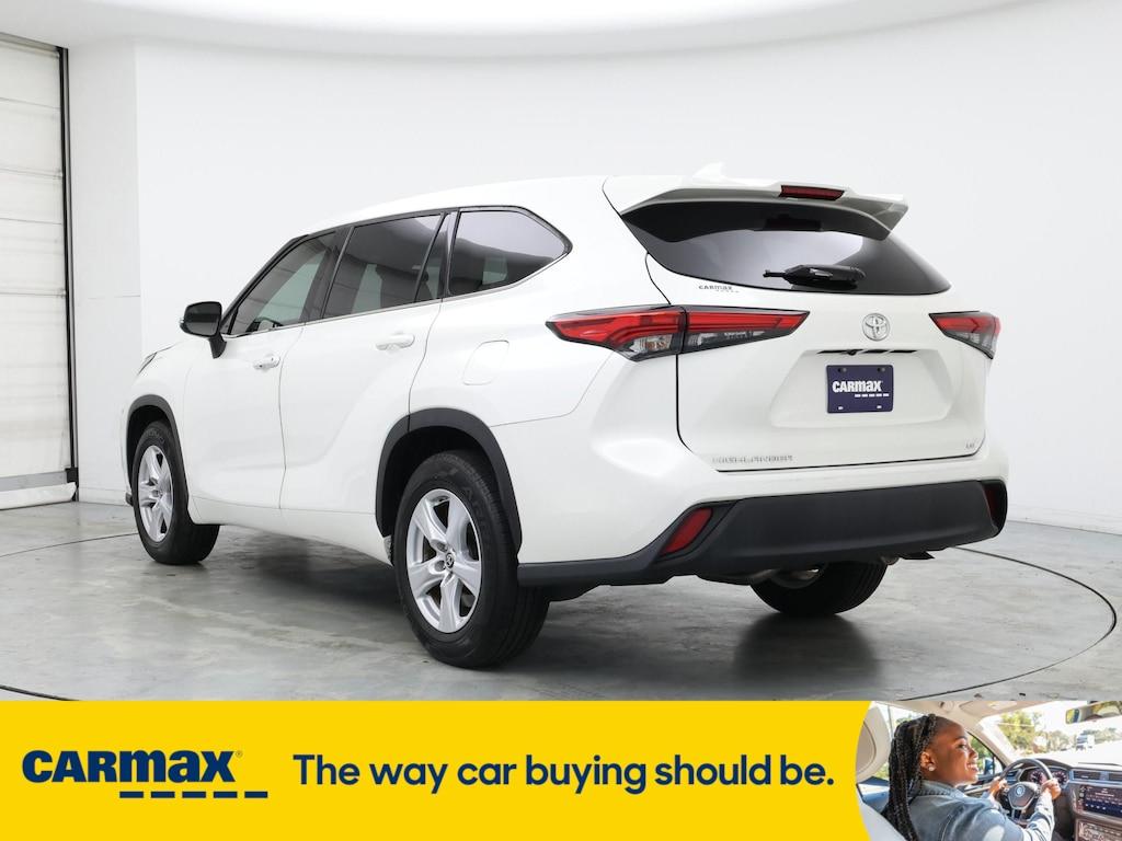 used 2021 Toyota Highlander car, priced at $29,998