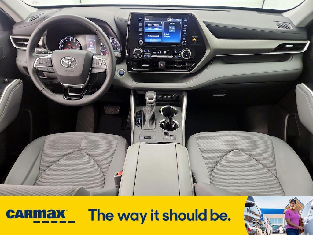 used 2021 Toyota Highlander car, priced at $29,998