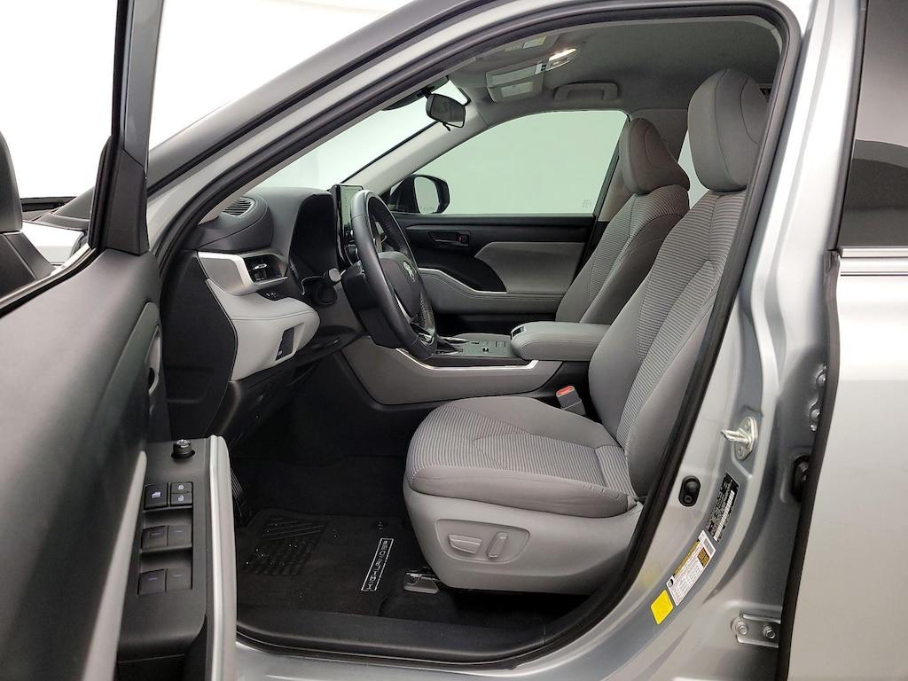 used 2021 Toyota Highlander car, priced at $30,998
