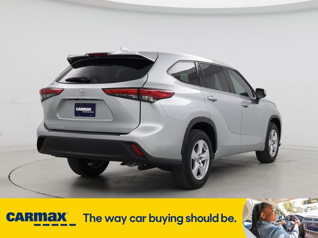 used 2021 Toyota Highlander car, priced at $30,998