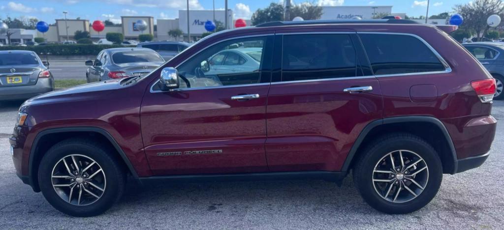 used 2017 Jeep Grand Cherokee car, priced at $13,950