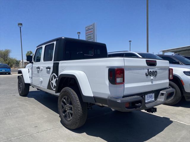 new 2023 Jeep Gladiator car, priced at $47,332