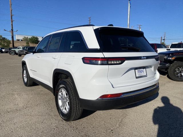 new 2024 Jeep Grand Cherokee car, priced at $38,999