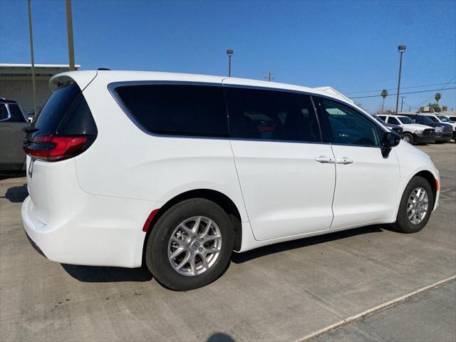 new 2024 Chrysler Pacifica car, priced at $43,155