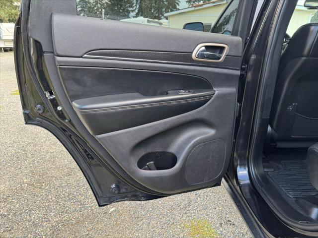 used 2015 Jeep Grand Cherokee car, priced at $13,995