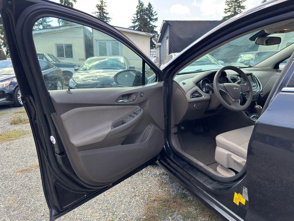 used 2016 Chevrolet Cruze car, priced at $8,995