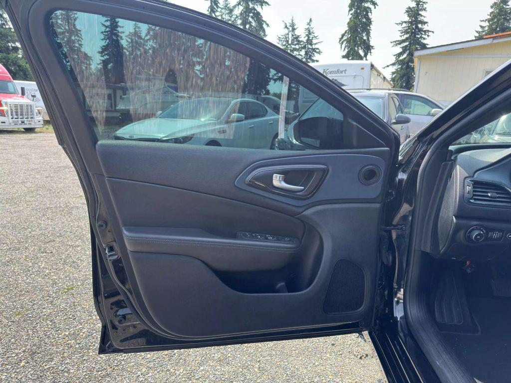 used 2016 Chrysler 200 car, priced at $9,995