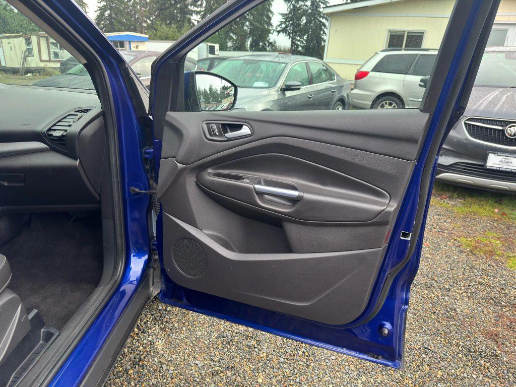 used 2015 Ford Escape car, priced at $7,995