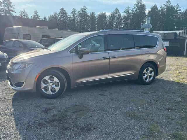 used 2017 Chrysler Pacifica car, priced at $14,995