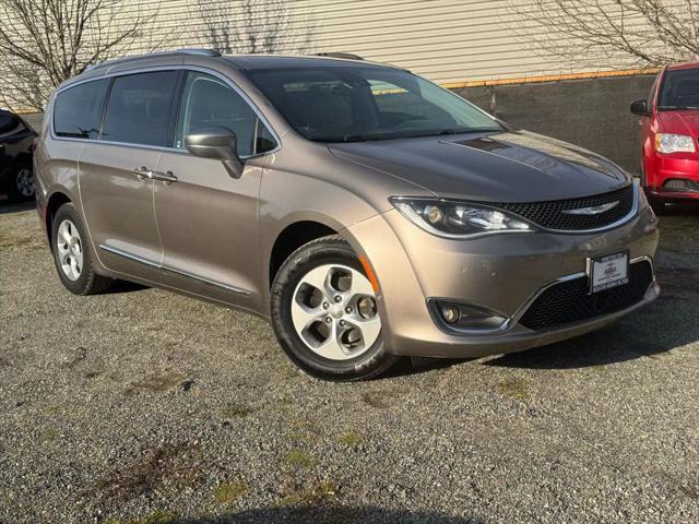 used 2017 Chrysler Pacifica car, priced at $14,995