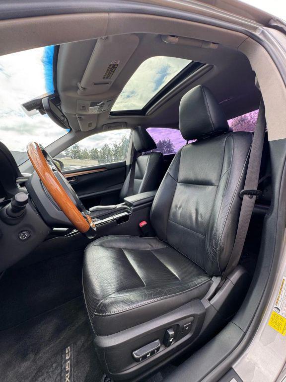 used 2015 Lexus ES 300h car, priced at $19,995