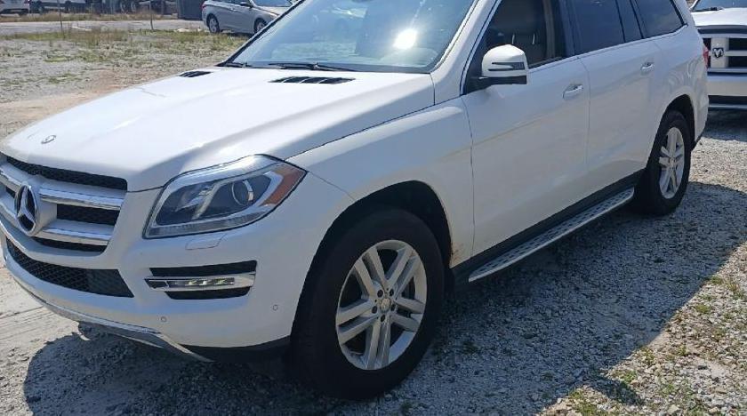used 2016 Mercedes-Benz GL-Class car, priced at $15,545