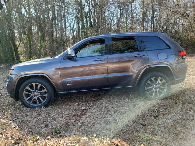 used 2016 Jeep Grand Cherokee car, priced at $17,495