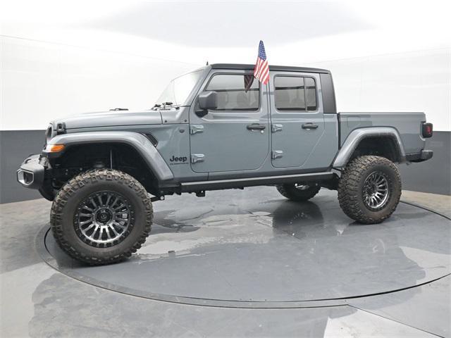 new 2025 Jeep Gladiator car, priced at $54,336