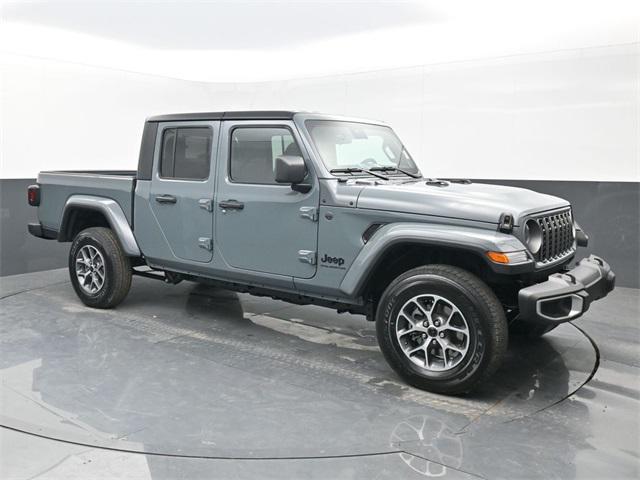 new 2025 Jeep Gladiator car, priced at $41,727