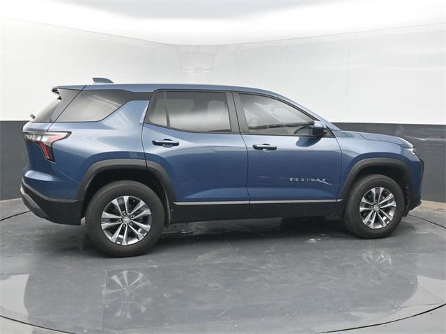 used 2025 Chevrolet Equinox car, priced at $22,888