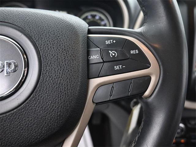 used 2015 Jeep Cherokee car, priced at $8,300