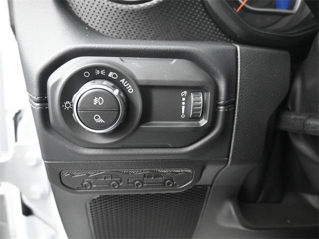 new 2025 Jeep Gladiator car, priced at $48,317