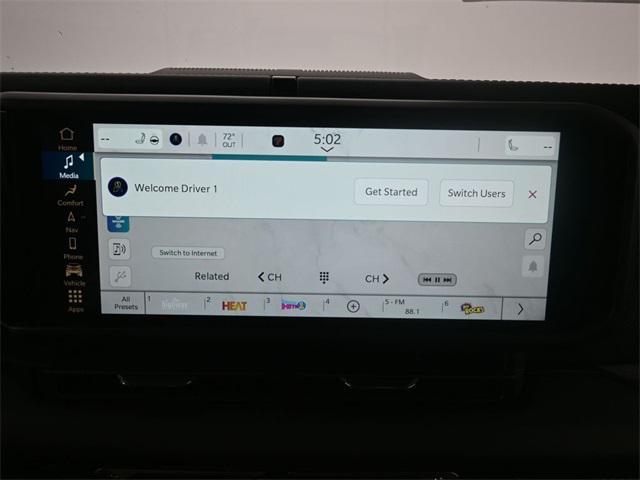 new 2025 Jeep Gladiator car, priced at $48,317