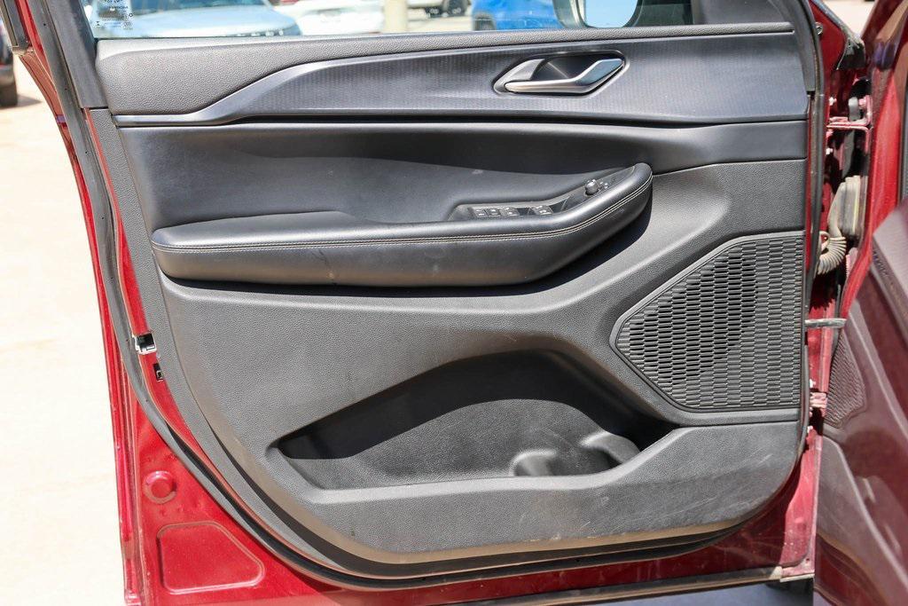 used 2023 Jeep Grand Cherokee car, priced at $23,888