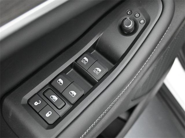 new 2025 Jeep Grand Cherokee L car, priced at $48,497