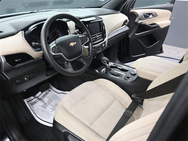 used 2023 Chevrolet Traverse car, priced at $24,900