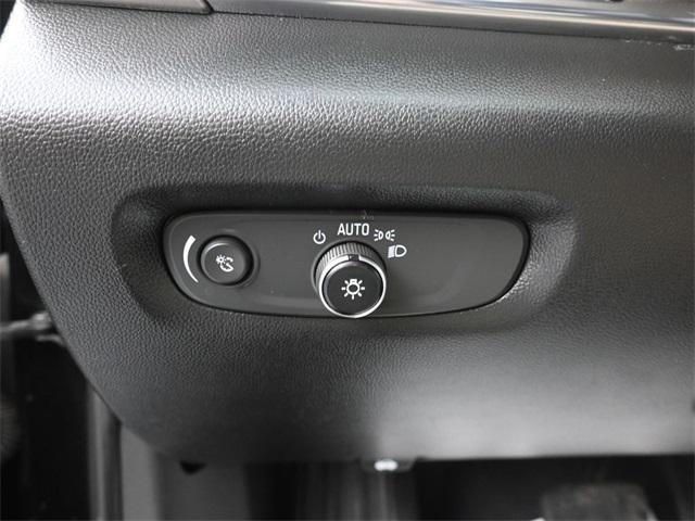 used 2023 Chevrolet Traverse car, priced at $24,900