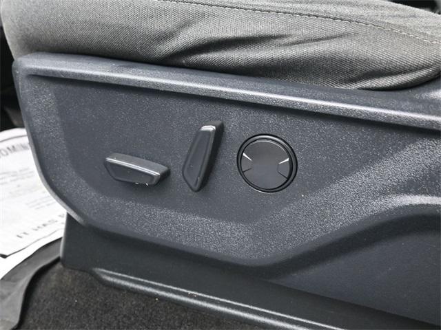 used 2022 Ford F-150 car, priced at $31,900
