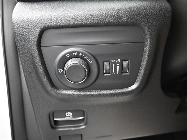 new 2025 Jeep Grand Cherokee L car, priced at $38,287